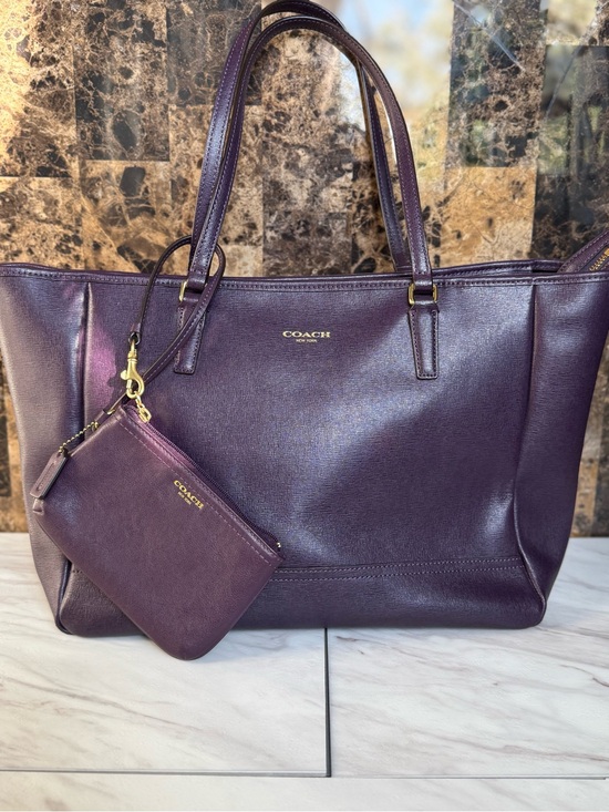 Coach Handbags - Coach Saffiano Leather City Tote & Wristlet Set in Black Violet/Plum - Like New